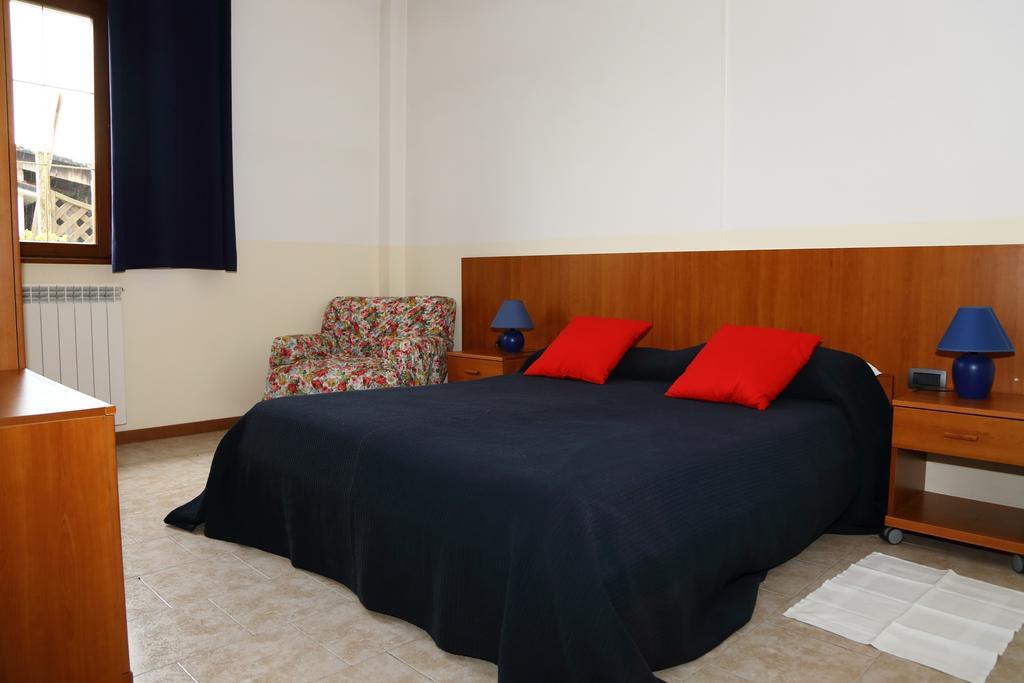 Holiday Home Fattoria Laghetto Merate Room photo